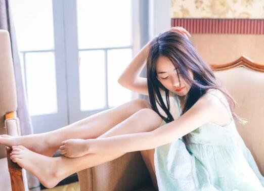 男生对女生有好感的表现