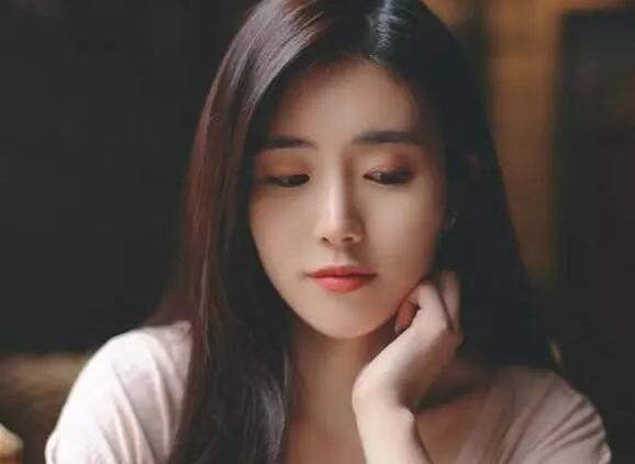 和女朋友聊天的话题增进感情