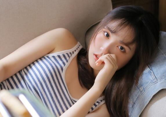 如何逗女孩子开心技巧