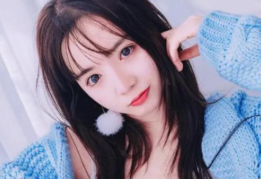 网恋跟女生聊天没话题怎么办